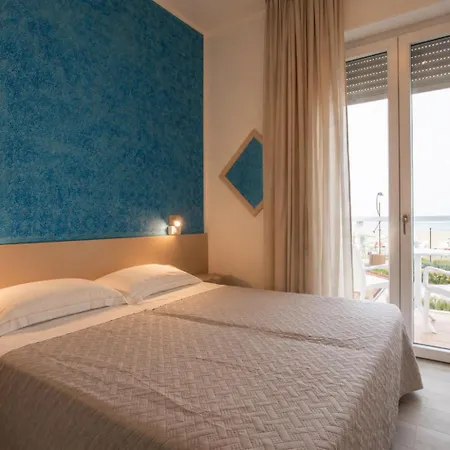 فندق G House ريميني