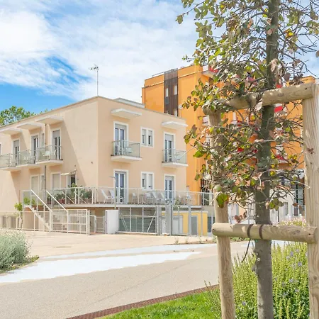 فندق G House ريميني