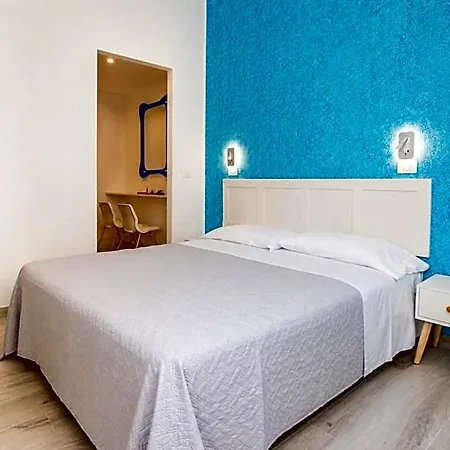 G House Hotel 2*