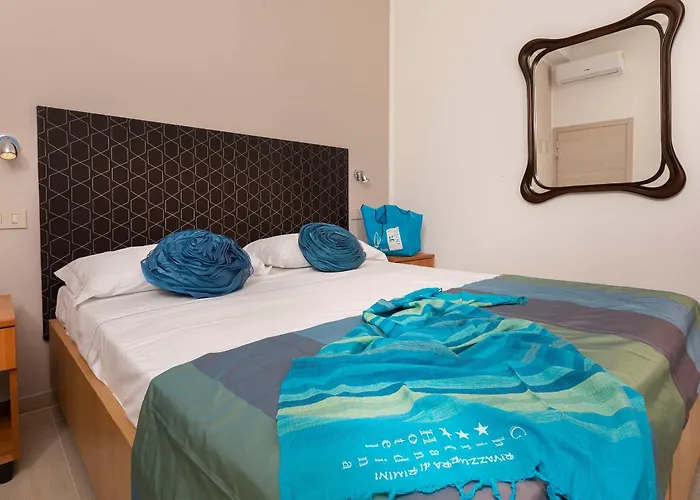 G House מלון 2*