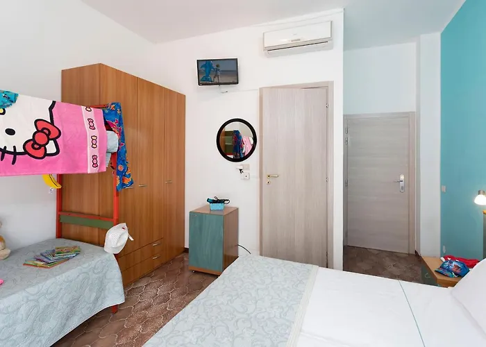 G House 2* Ρίμινι