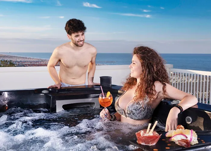 G House מלון רימיני